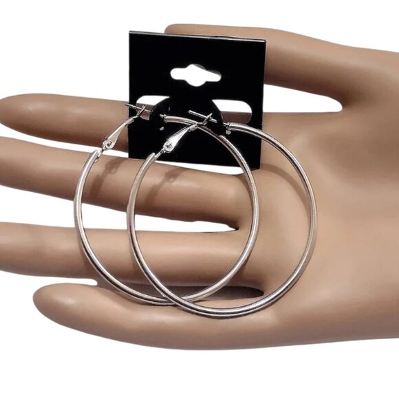 1 1/2 Inch 40mm Hoop Pierced Post Earrings Silver Tone Round With Support Clip - Picture 3 of 3